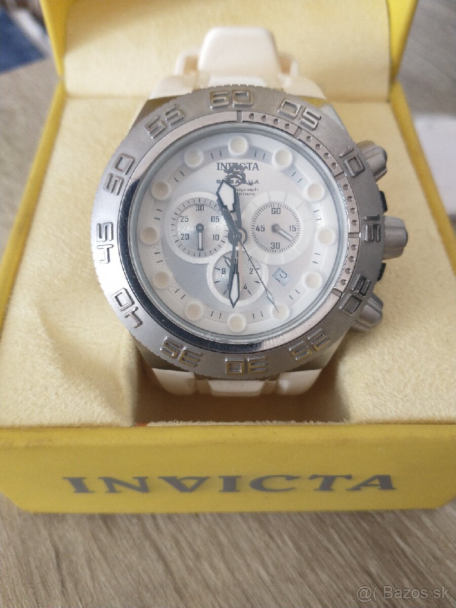 Hodinky Invicta