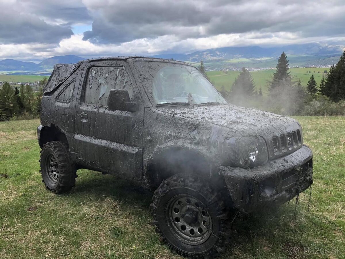 Predám Suzuki Jimny 1.3 4x4