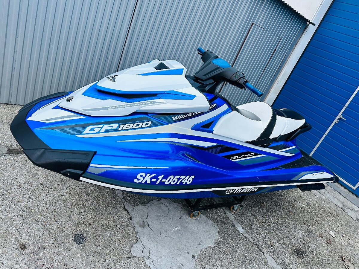 YAMAHA GP 1800