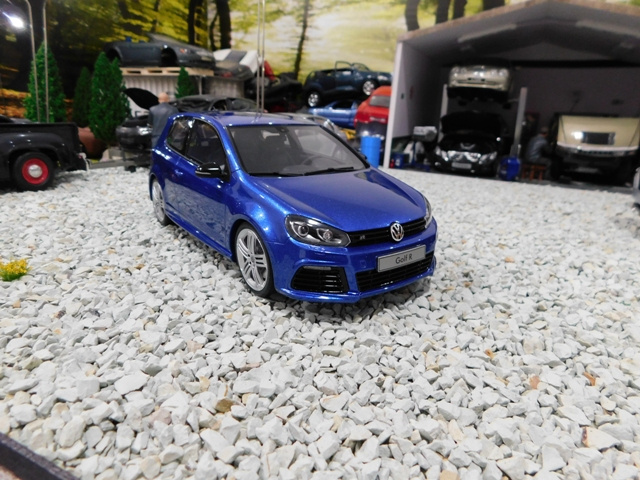 model auta VW Golf 6R modrý Otto mobile 1:18