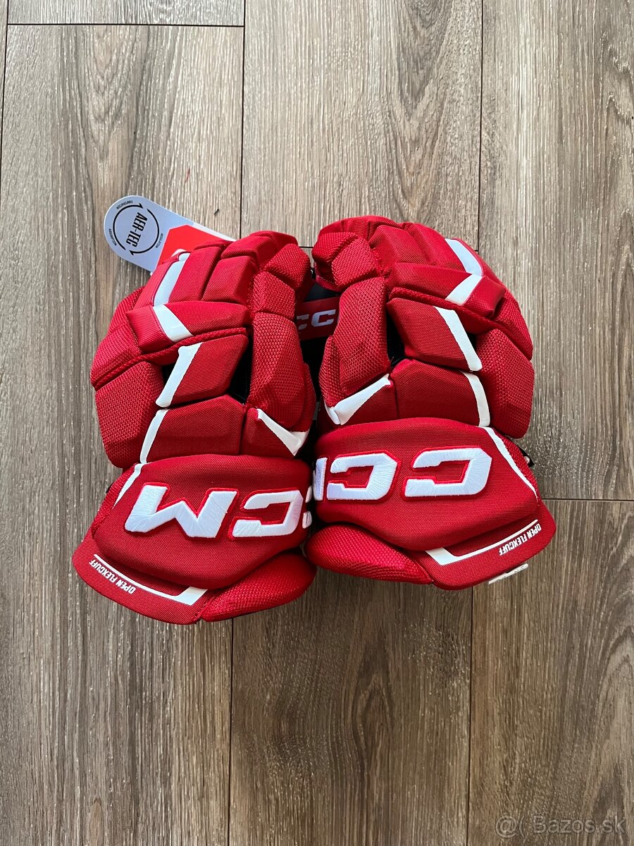 CCM Jetspeed FT6 Pro - Red