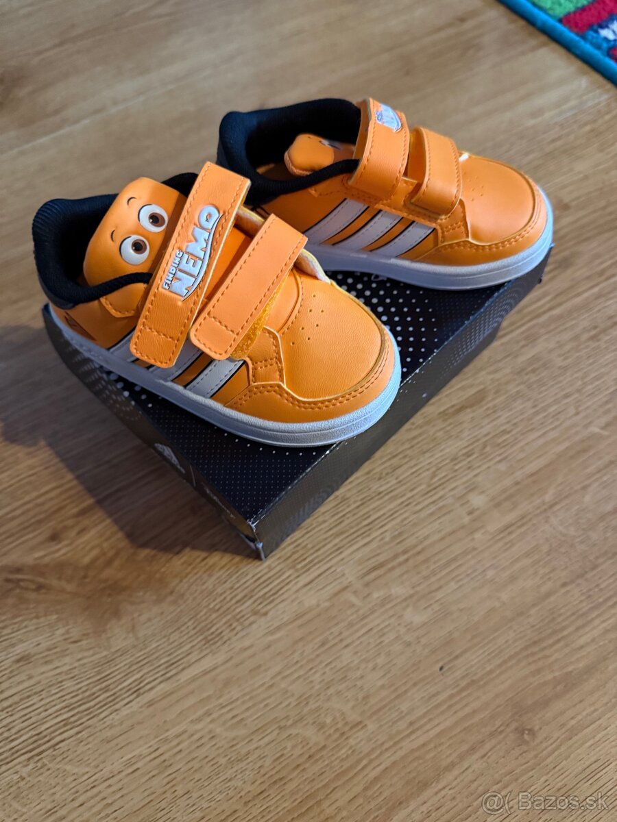 Detské tenisky Adidas x Disney Hľadá sa Nemo