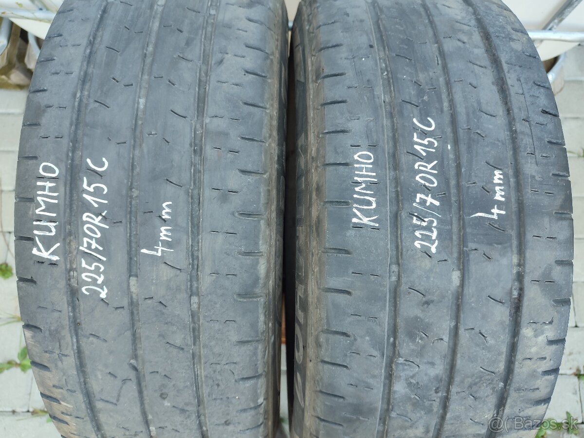 225/70R15C KUMHO PORTRANS KC53