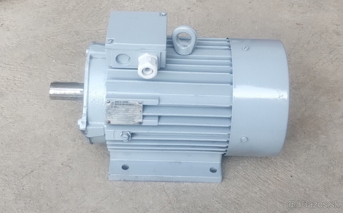 Elektromotor MEZ MOHELNICE 1,5KW