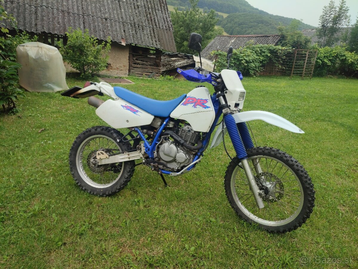 Suzuki DR 350