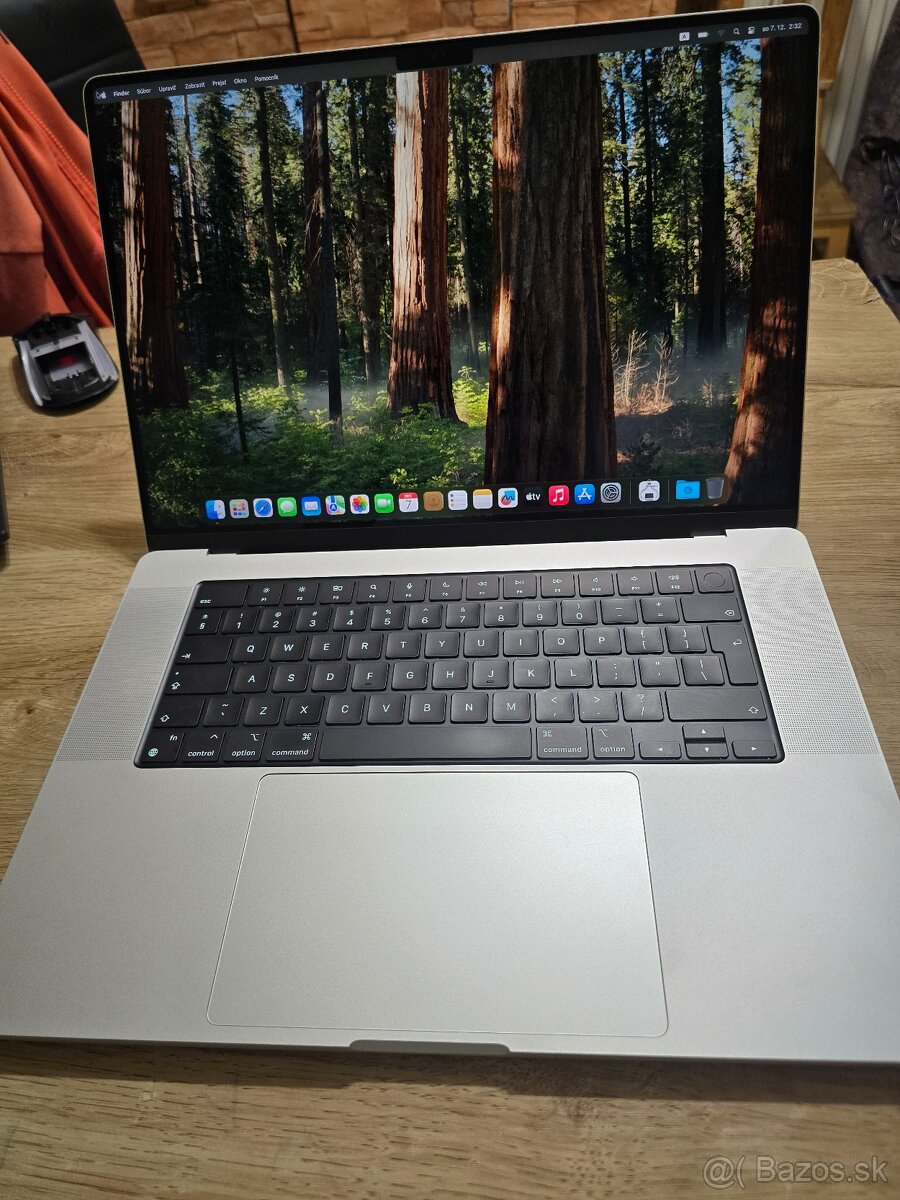 Macbook pro 16 M2 pro v TOP stave so 16gb ram 512gb ssd disk