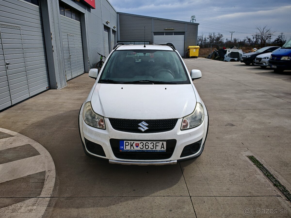 Suzuki SX4 2012 1.6 benzín