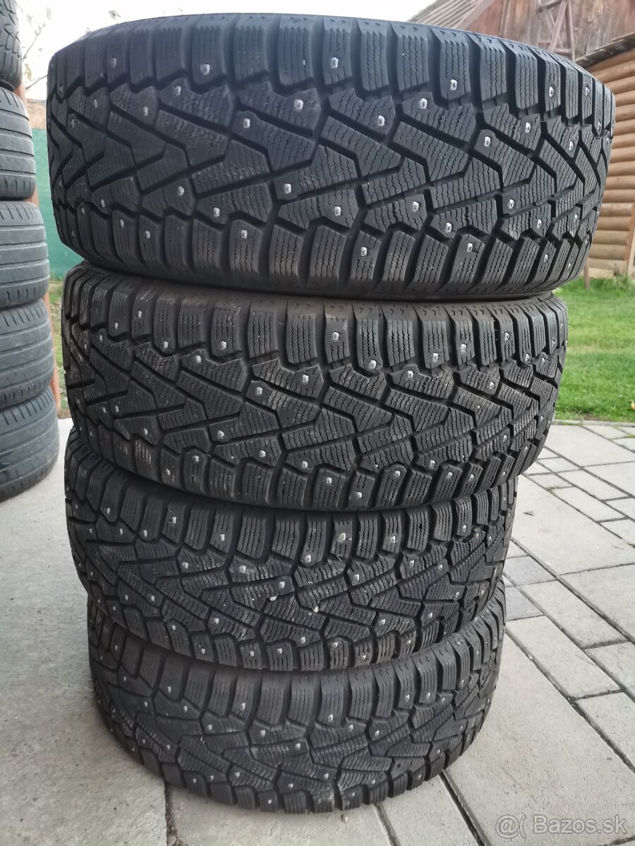 Pneumatiky 205/55 R16 zimné s hrotmi