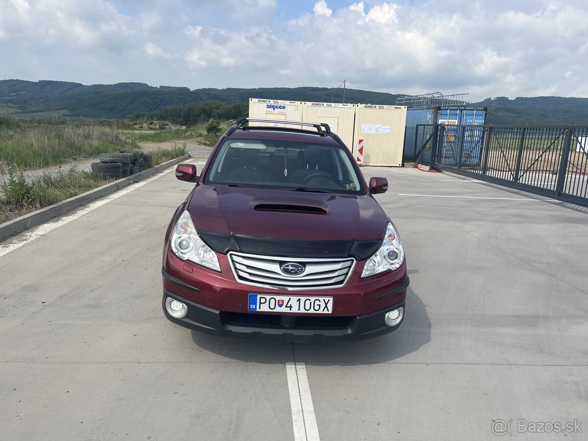 Subaru Outback 2.0 D 2011