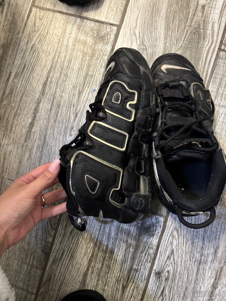 Nike uptempo