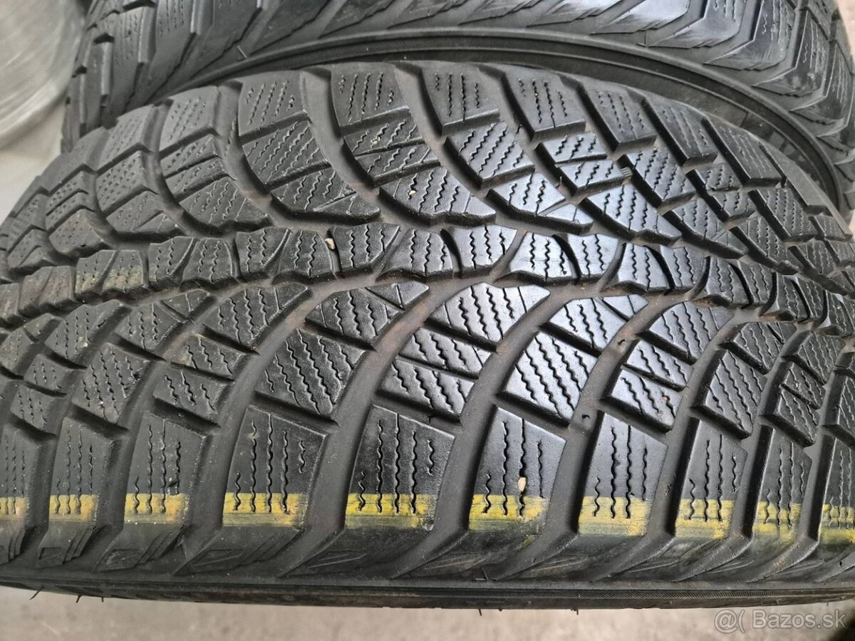 225/50r17 zimné 2 ks KUMHO RUNFLAT dezén 6 mm