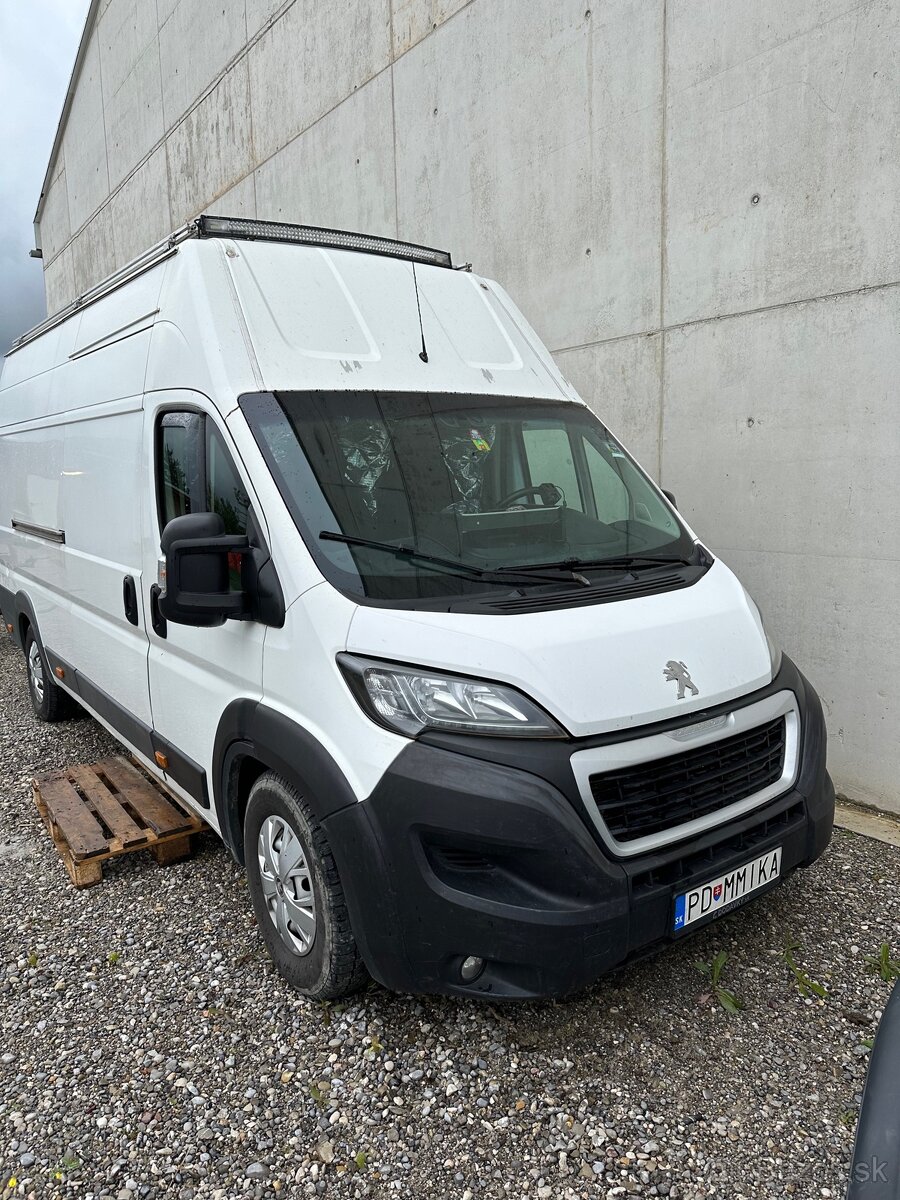 Autokaravan Peugeot boxer 3L diesel.L4H3