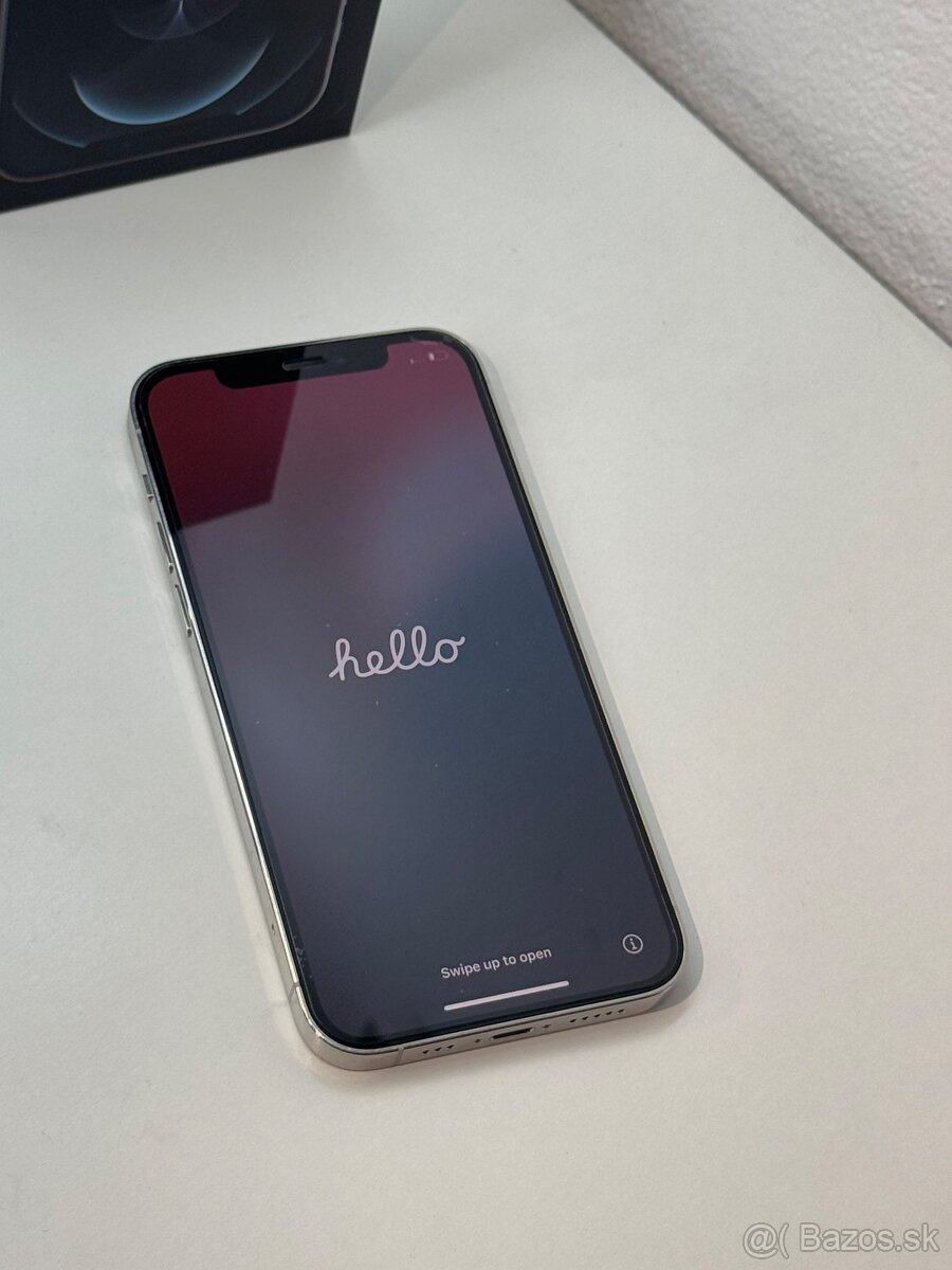 Poškodený Apple iPhone 12 Pro 256GB Silver