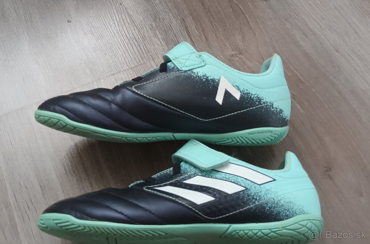 Halovky adidas c 35