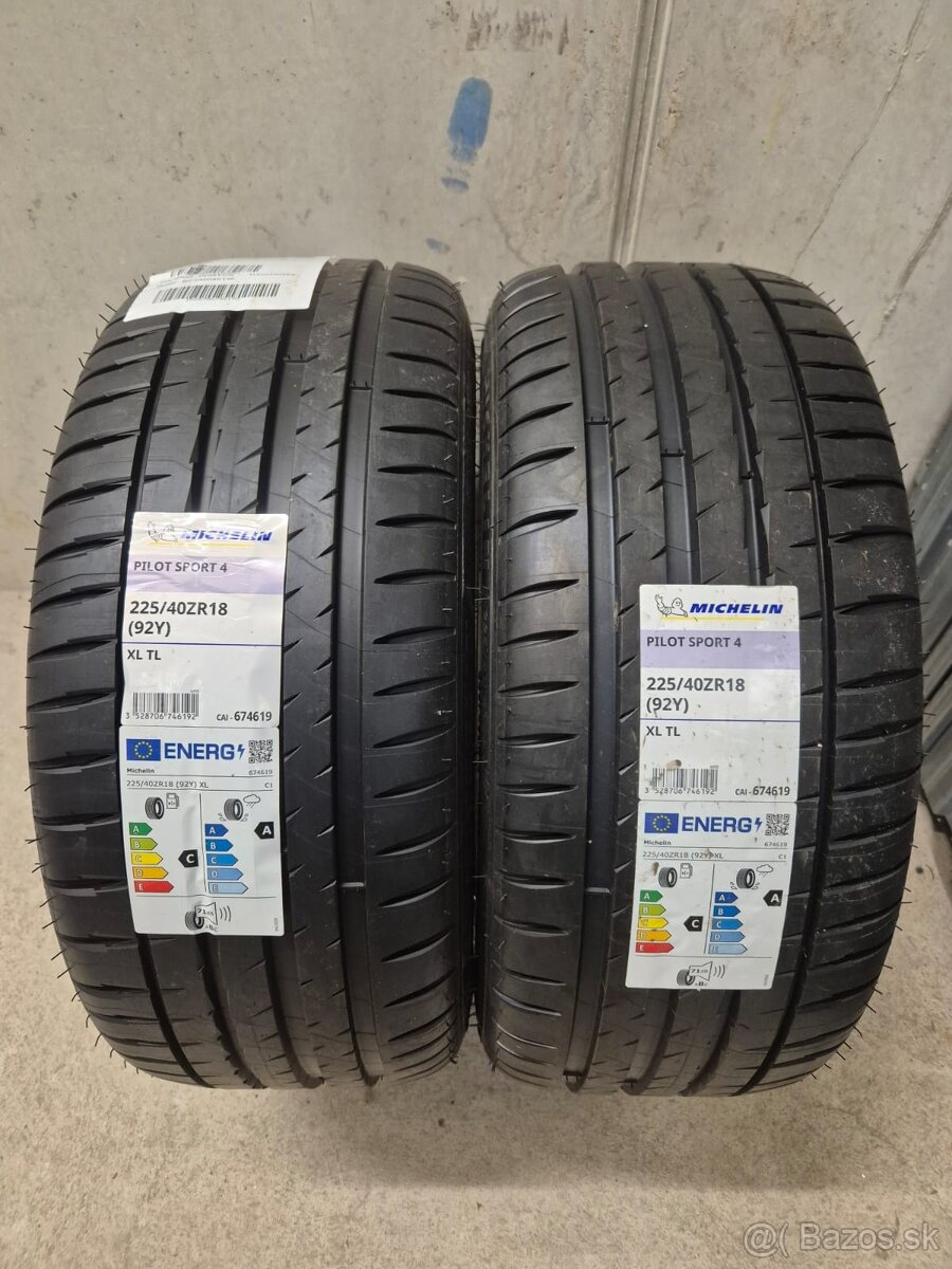 pneumatiky 225/40R18 92Y Michelin PILOT SPORT 4 XL