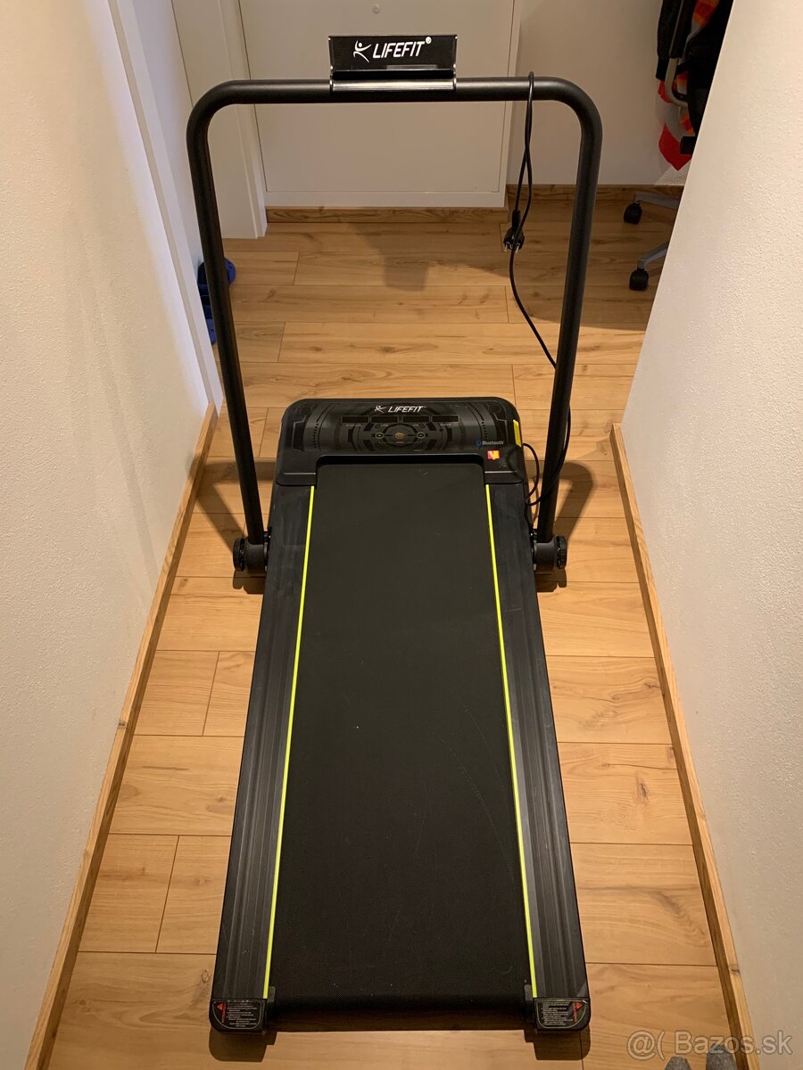 Chodiaci pás / treadmill