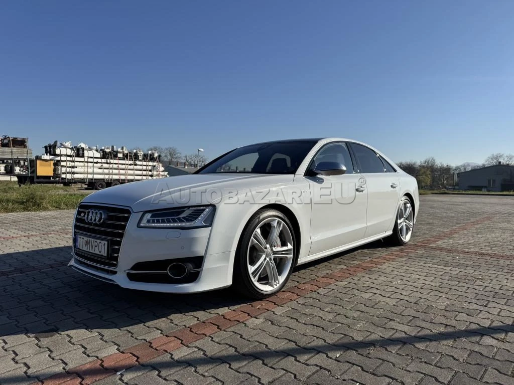 Audi S8 MTM 4.0 TFSI V8 - 478kW