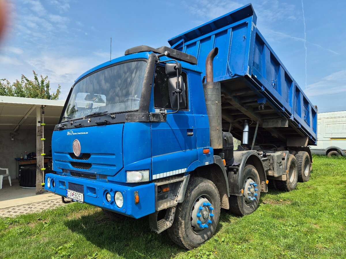 Tatra Ternno 815 8x8 Preprava silaže.