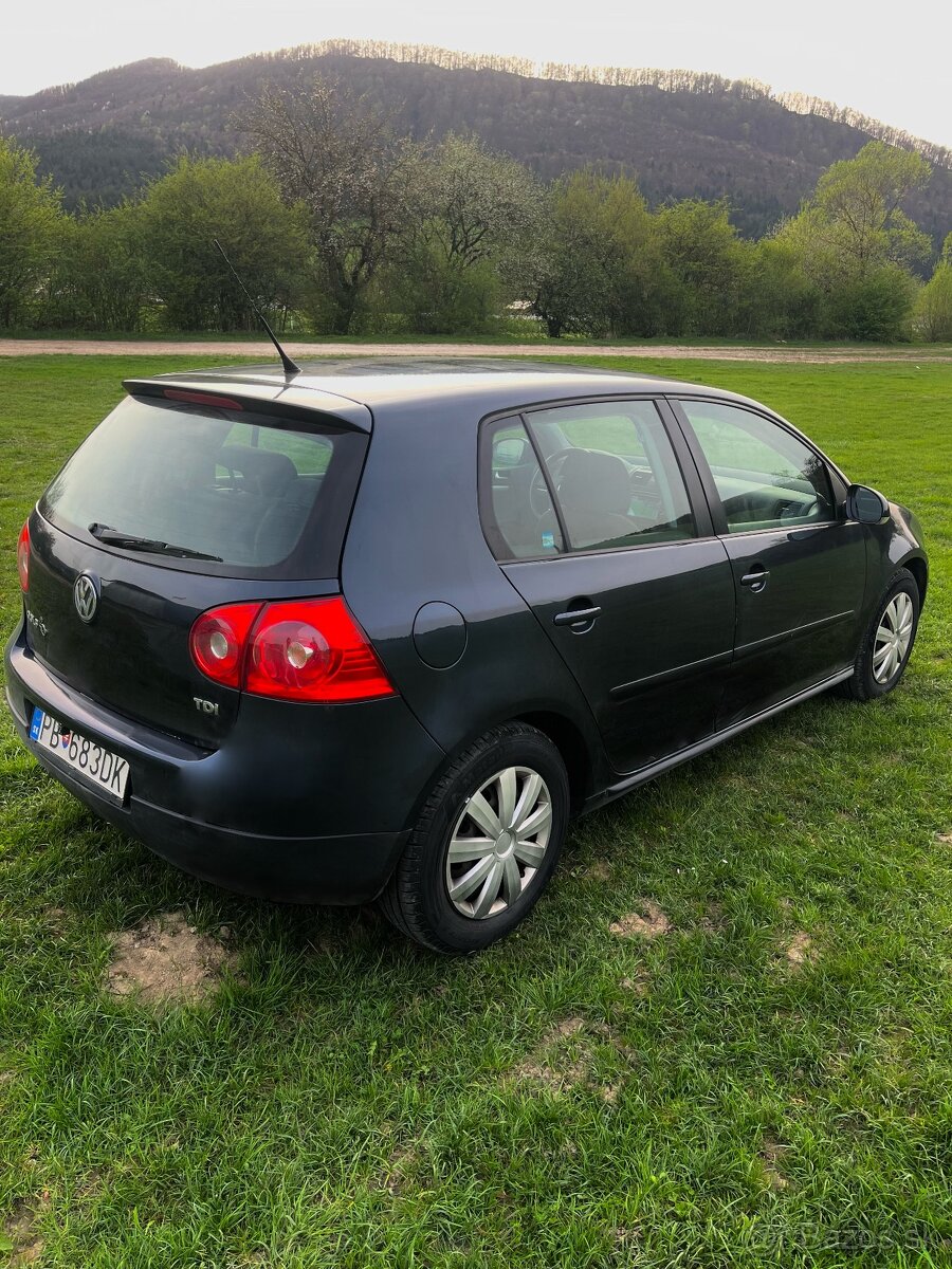 Golf V 1.9 TDI 66 kW -najazd. km: 176361 Km