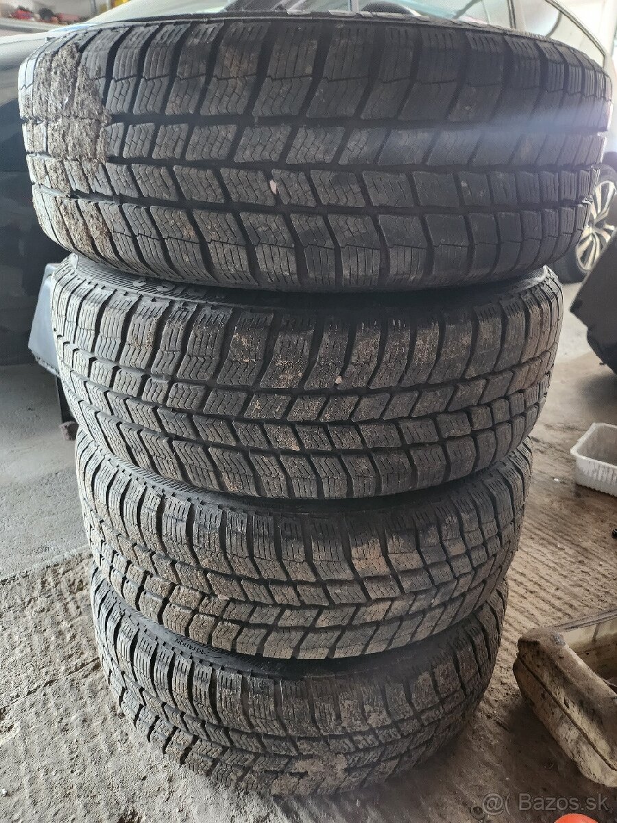 4x zimné pneu 185/60r15