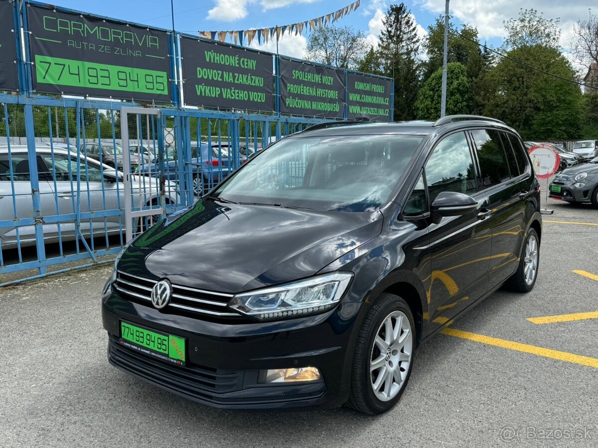 ►►VW TOURAN 1,4 TSI - 110 kW, 7 MÍST, PARK.KAMERA◄