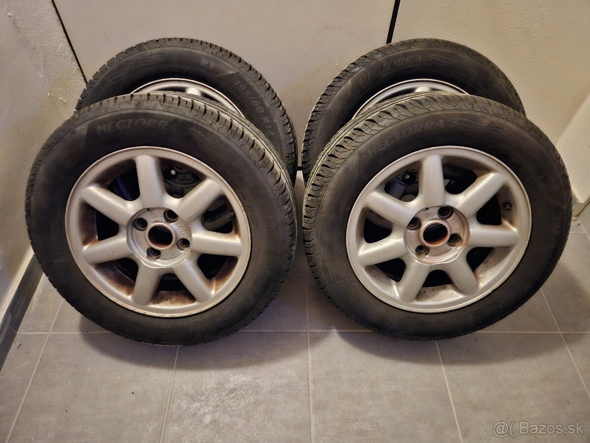 Golf 3 4x100 R15  LETNÉ PNEU