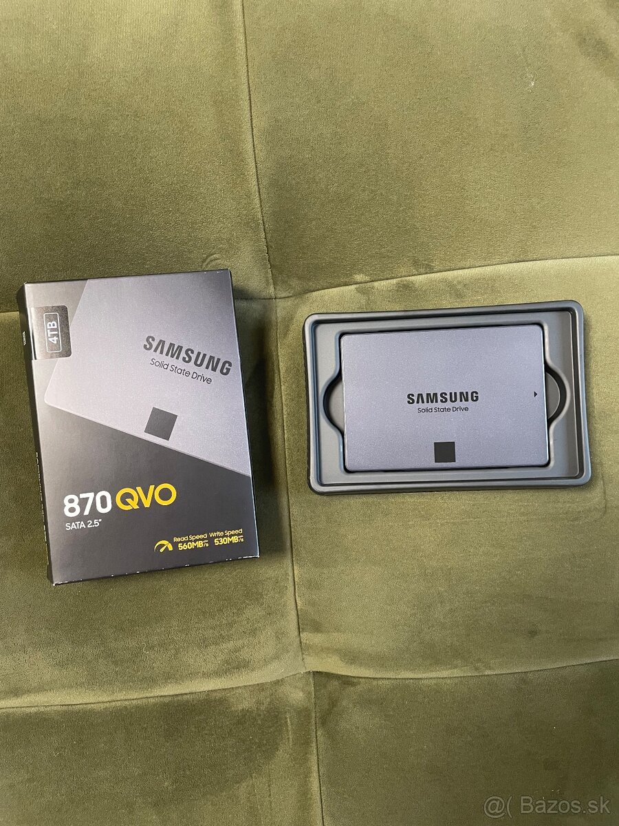 SAMSUNG 870 QVO 4 TB