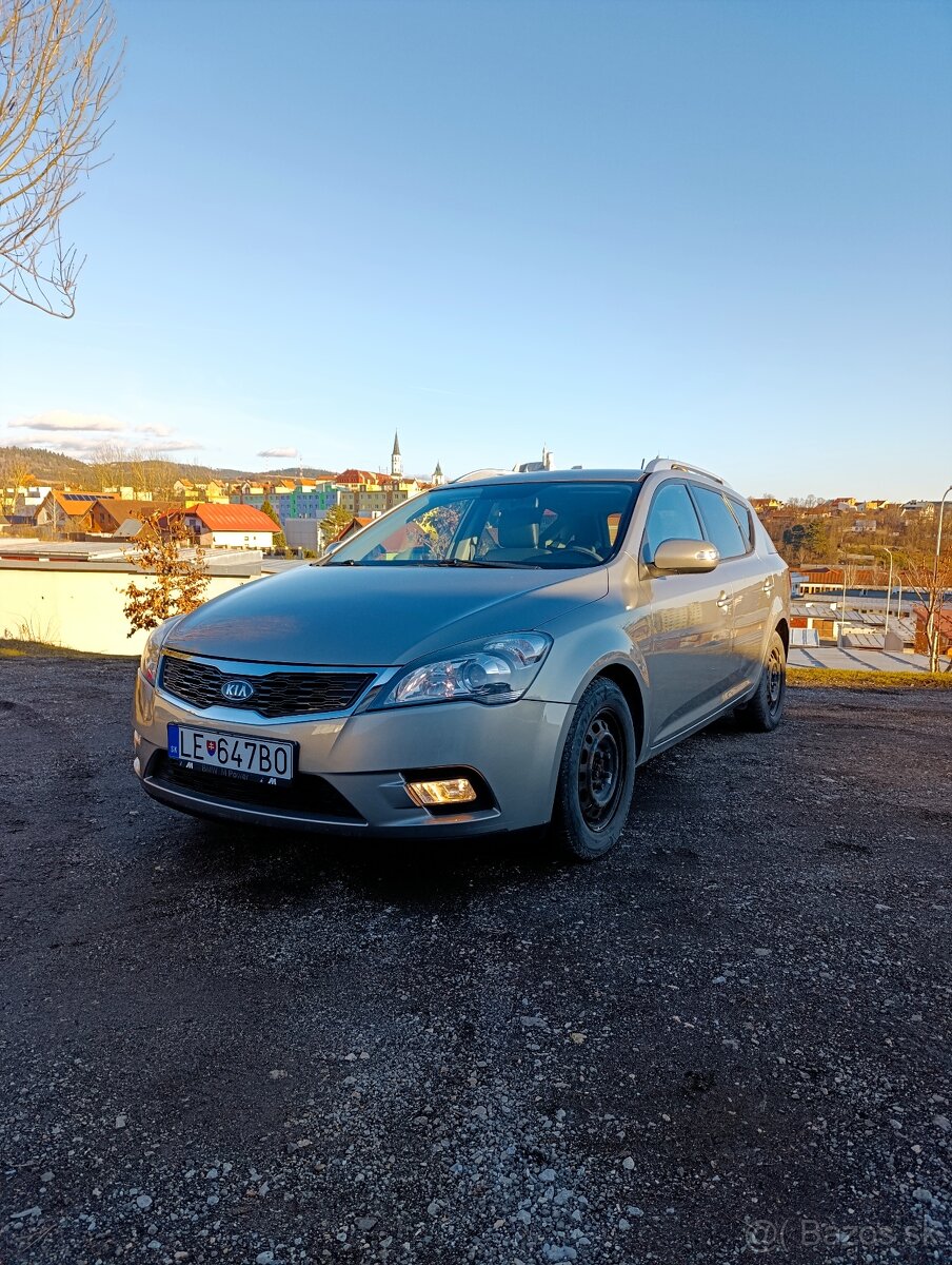 KIA Ceed SW 2009 1.6 92kw