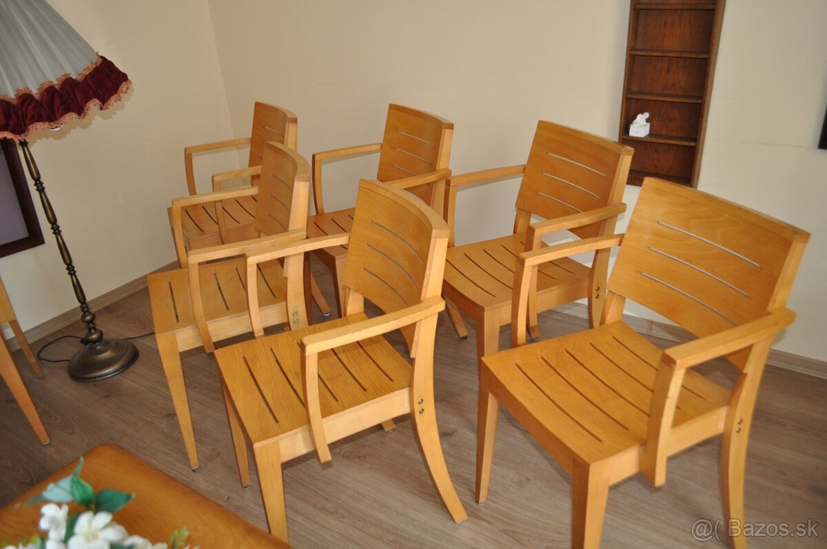 Lacné celodrevené stoličky