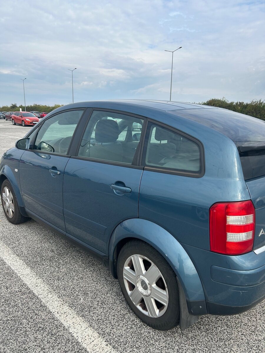 Audi A2