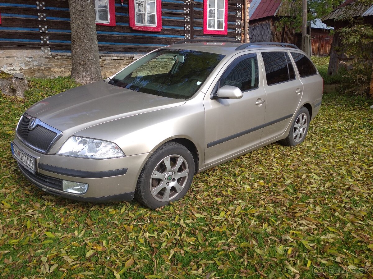 Octavia combi 1,9.  77 kWr.v.2006