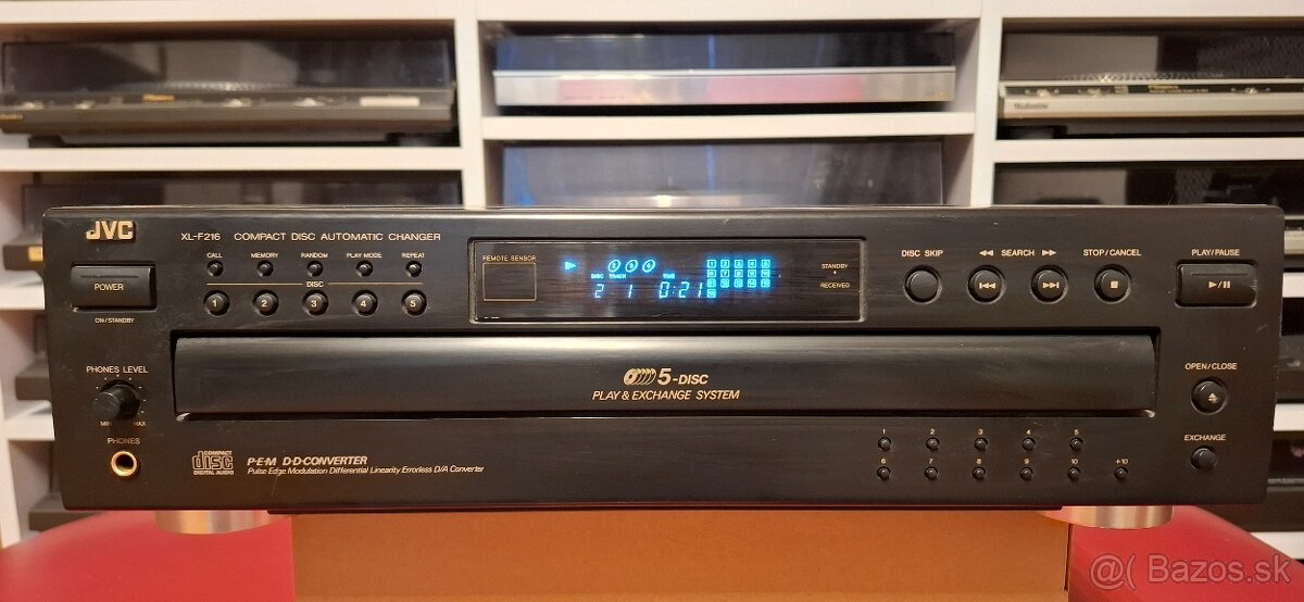 Predám 5 CD menič JVC XL-F216