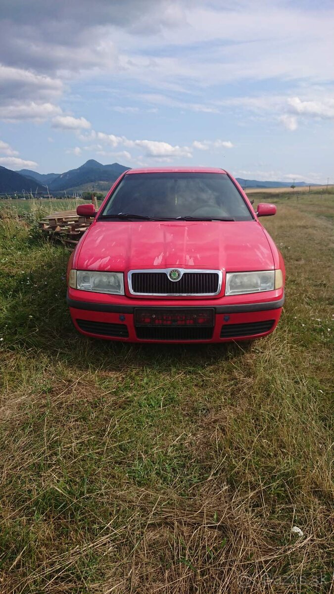 Skoda octavia benzin rozpredam