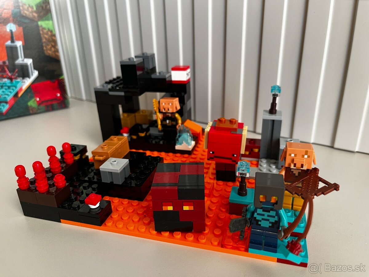 Predam LEGO® Minecraft® 21185 Podzemný hrad