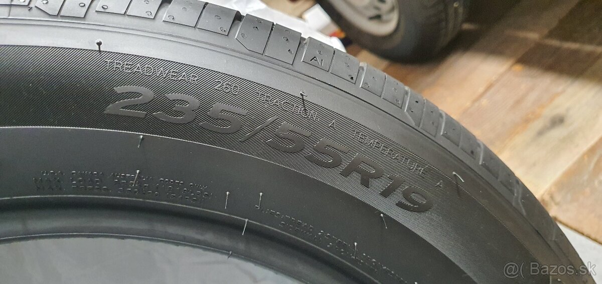 Hankook K127E ventus S1 evo3 235/55 R19 letne pneumatiky