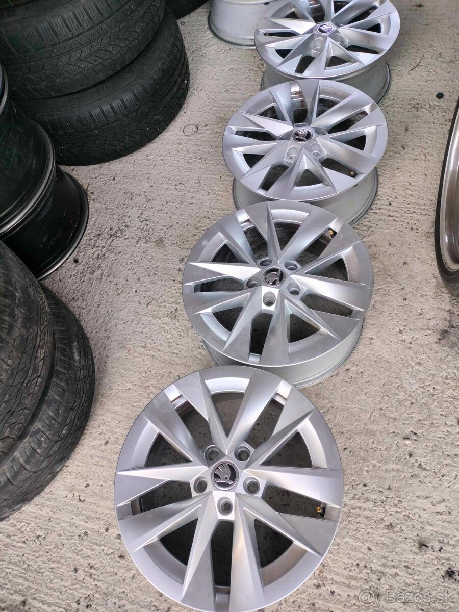 4ks alu disky orig. Škoda 5x112 R17 ROTARE