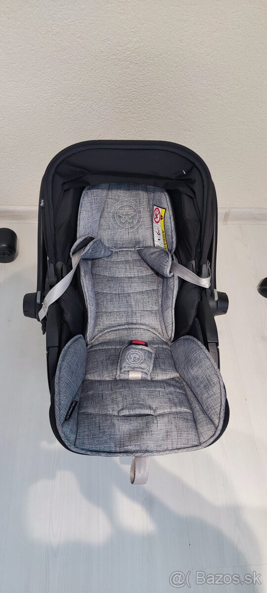 KIDDY Autosedačka Evoluna i-size 2 + Isofix základna