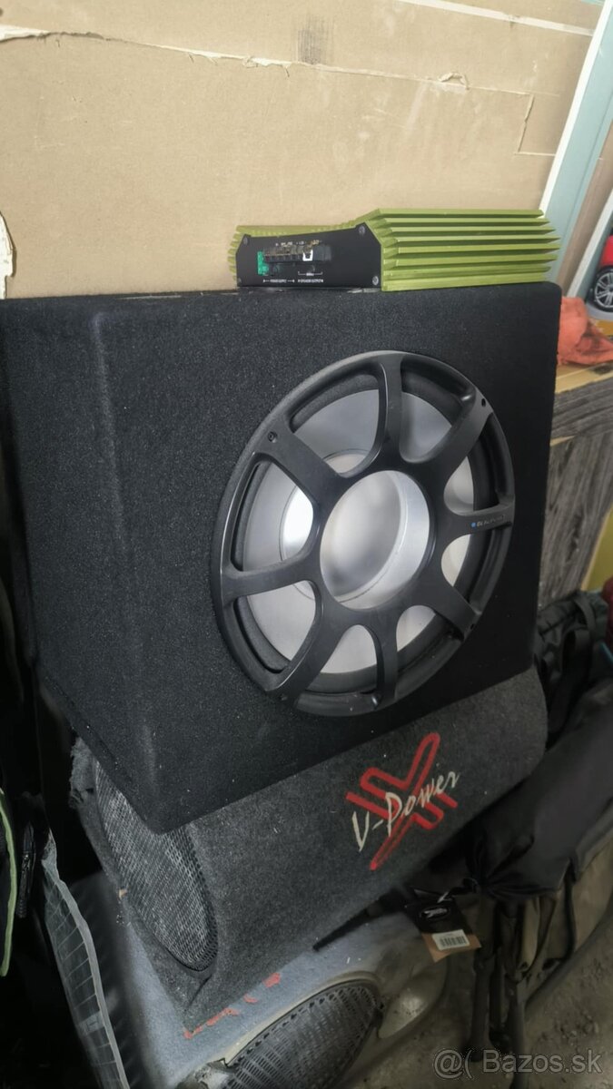 Subwoofer do auta