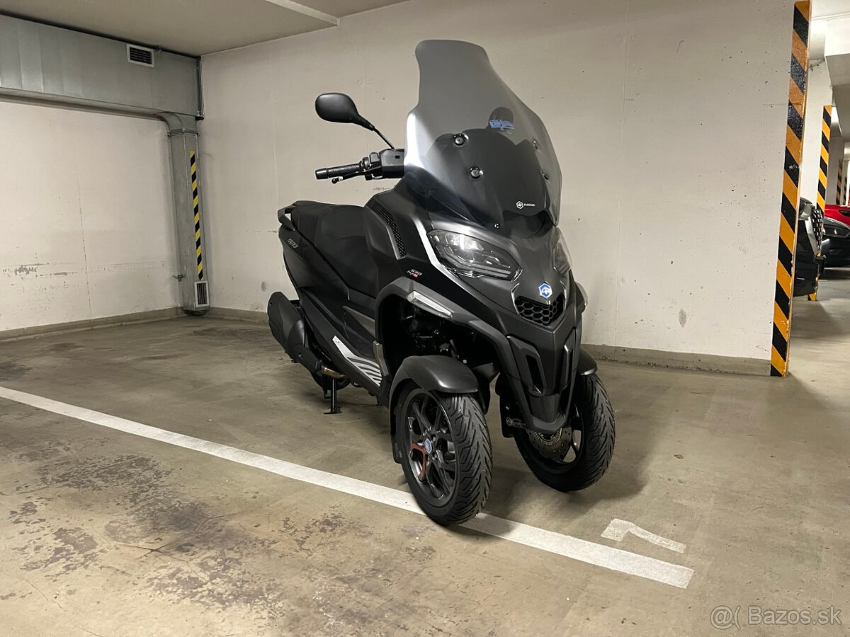 PIAGGIO MP3 530 HPE Exclusive E5 Nero