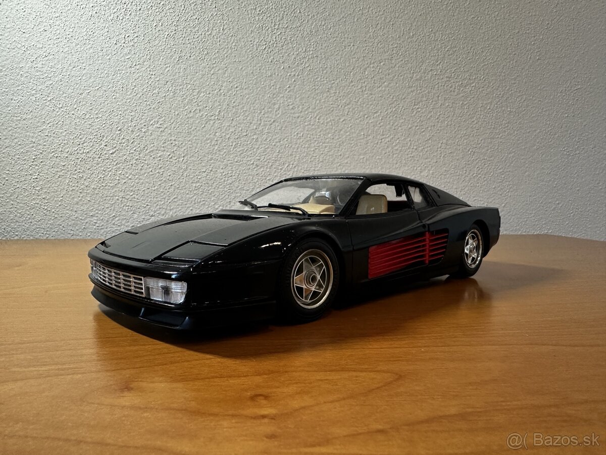 Ferrari Testarossa 1984 1:18 BBurago prefarbená