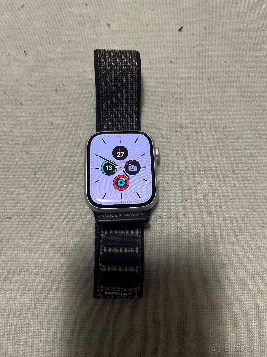 Apple Watch 8 45mm