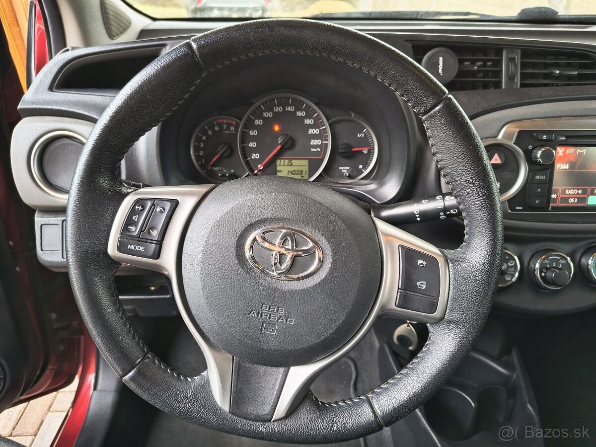 Toyota Yaris 1.33 VVT-i Active - 2012