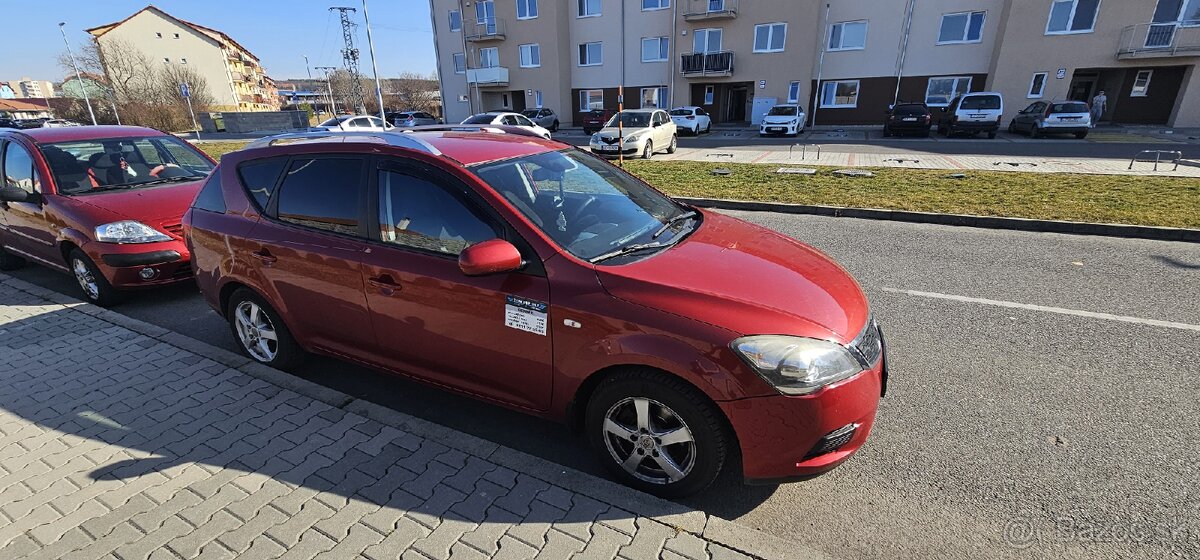 Kia ceed 1.4 lpg 2012