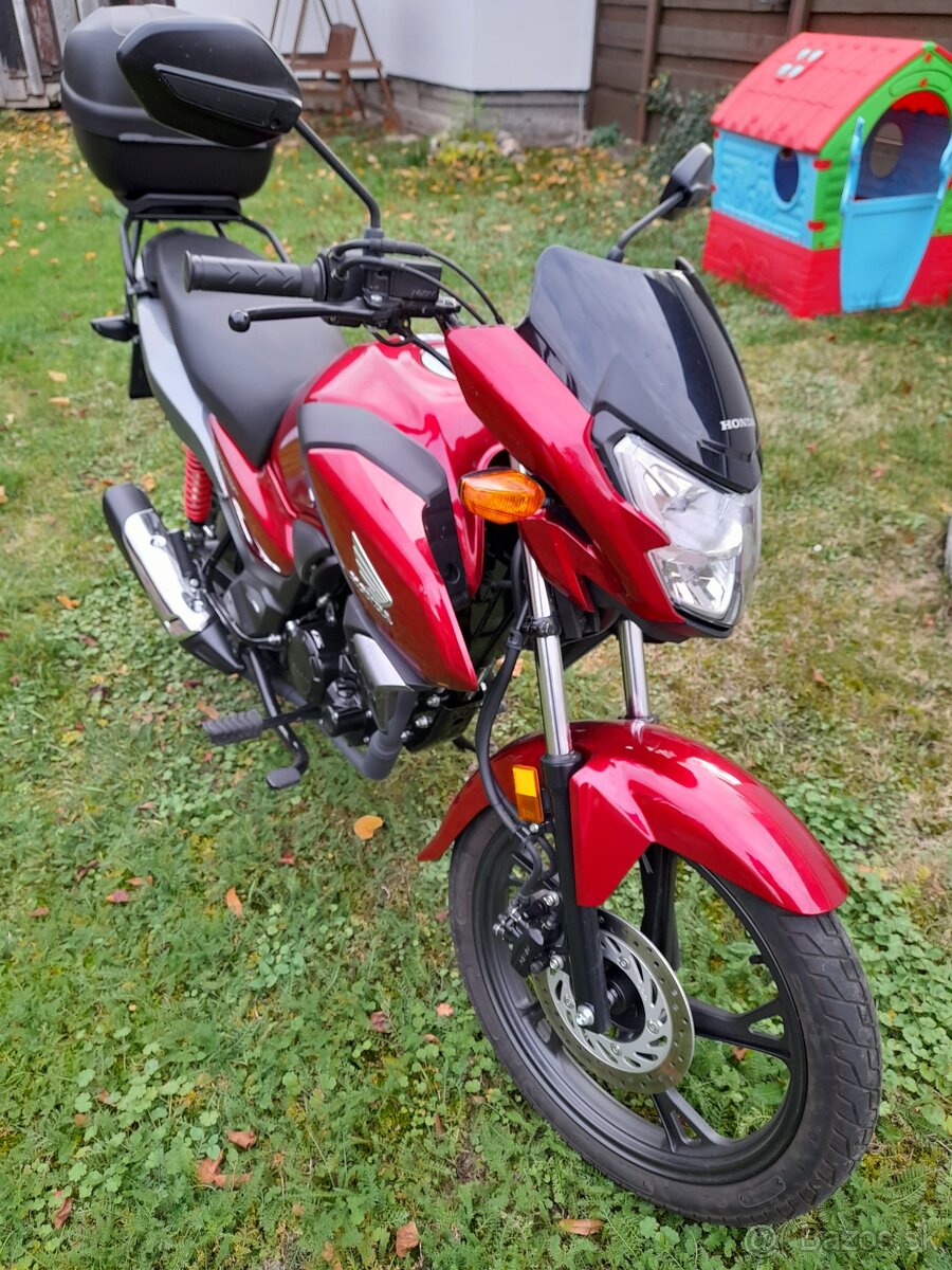 Honda CB125F