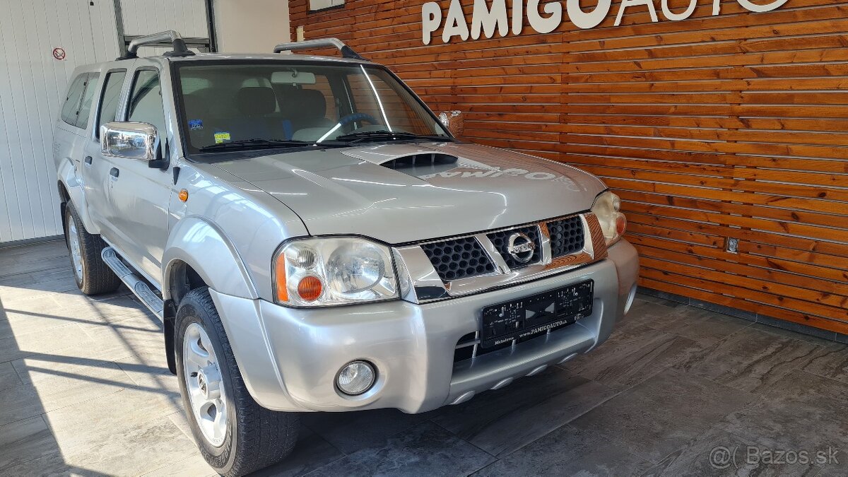 NISSAN NAVARA  2,5 DCI+PLYN