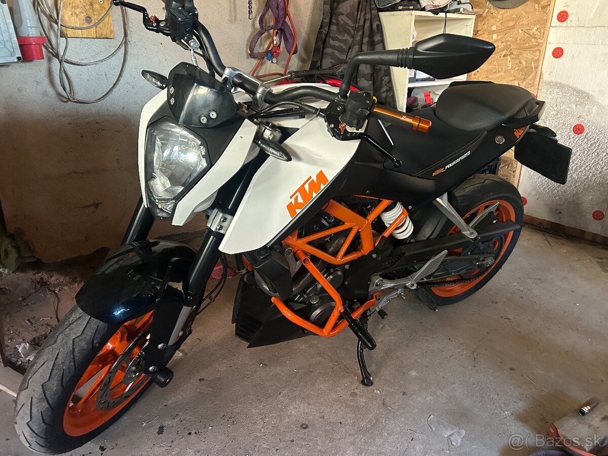 KTM duke 390