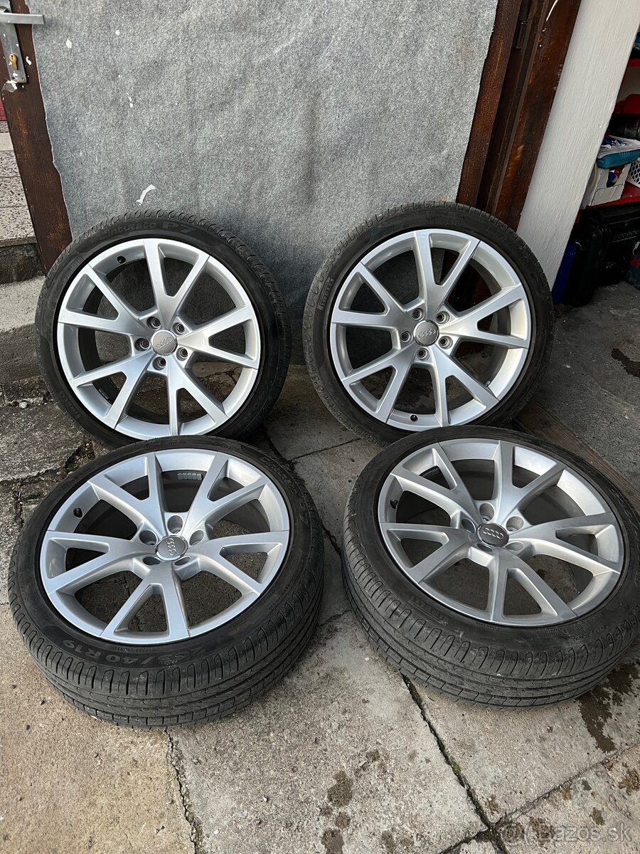 Letná sada R19 AUDI 235/40 Pirelli