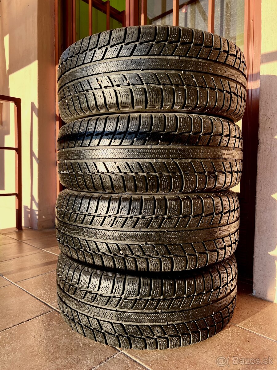 205/55 R16 zimné pneumatiky 4 kusy Michelin