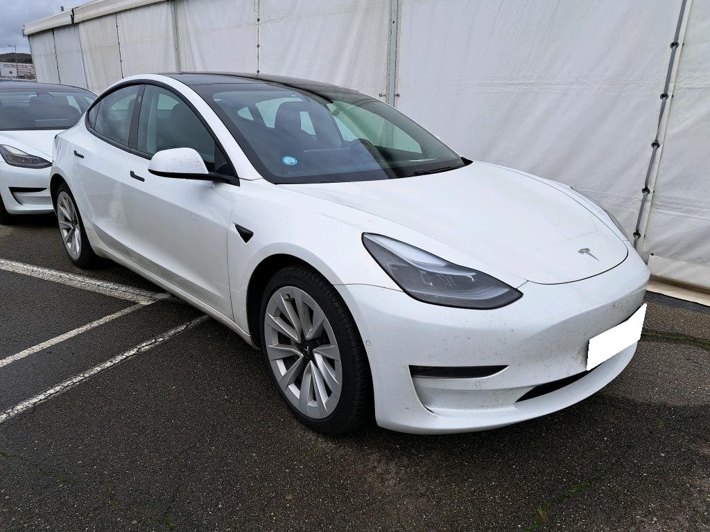 Tesla model 3 LR, tep.čerpadlo, autopilot 4x4 refresh