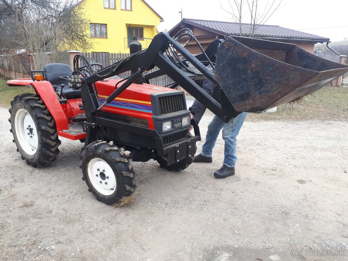 malotraktor Yanmar 24